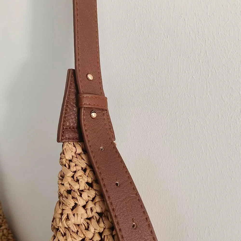 Straw Crossbody Bag Woven Hobo with Adjustable Strap Large Capacity Beach Purse - Picture 3 of 7